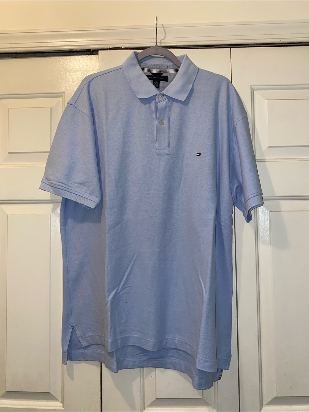 Tommy Hilfiger Pale Blue Men’s Polo Shirt with Flag Logo